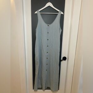 Light Blue Sleeveless Button-Down Dress